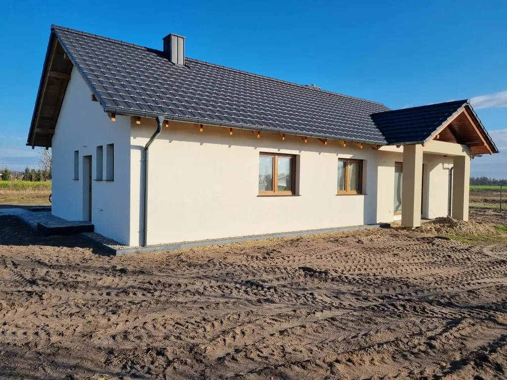 20251119 112204 (Średnie)