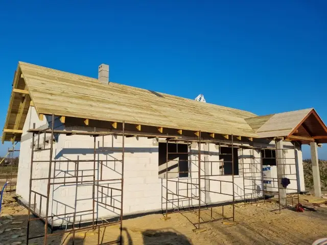 20250306 160227 (dębowa 6 )